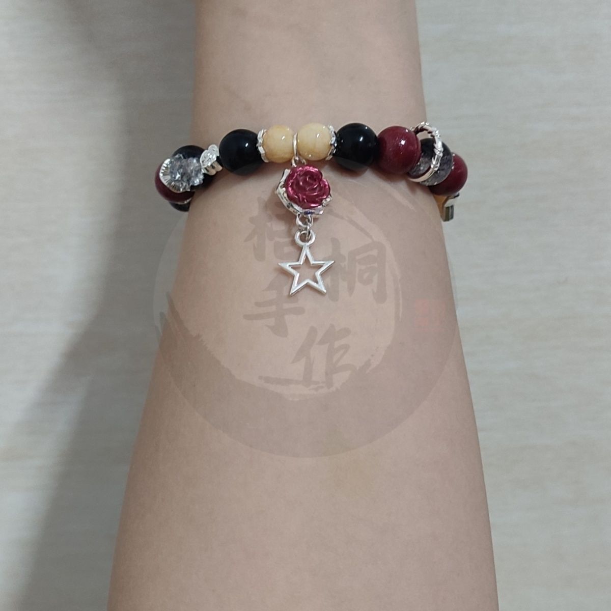 Bracelet de cirque Anime The F - Cute Anime Merchandise avis et prix