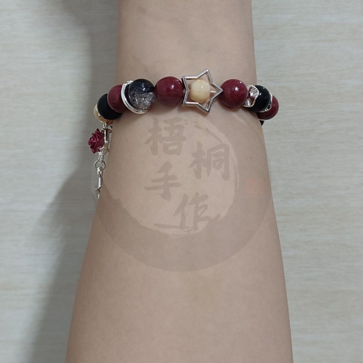 Bracelet de cirque Anime The F - Cute Anime Merchandise avis et prix
